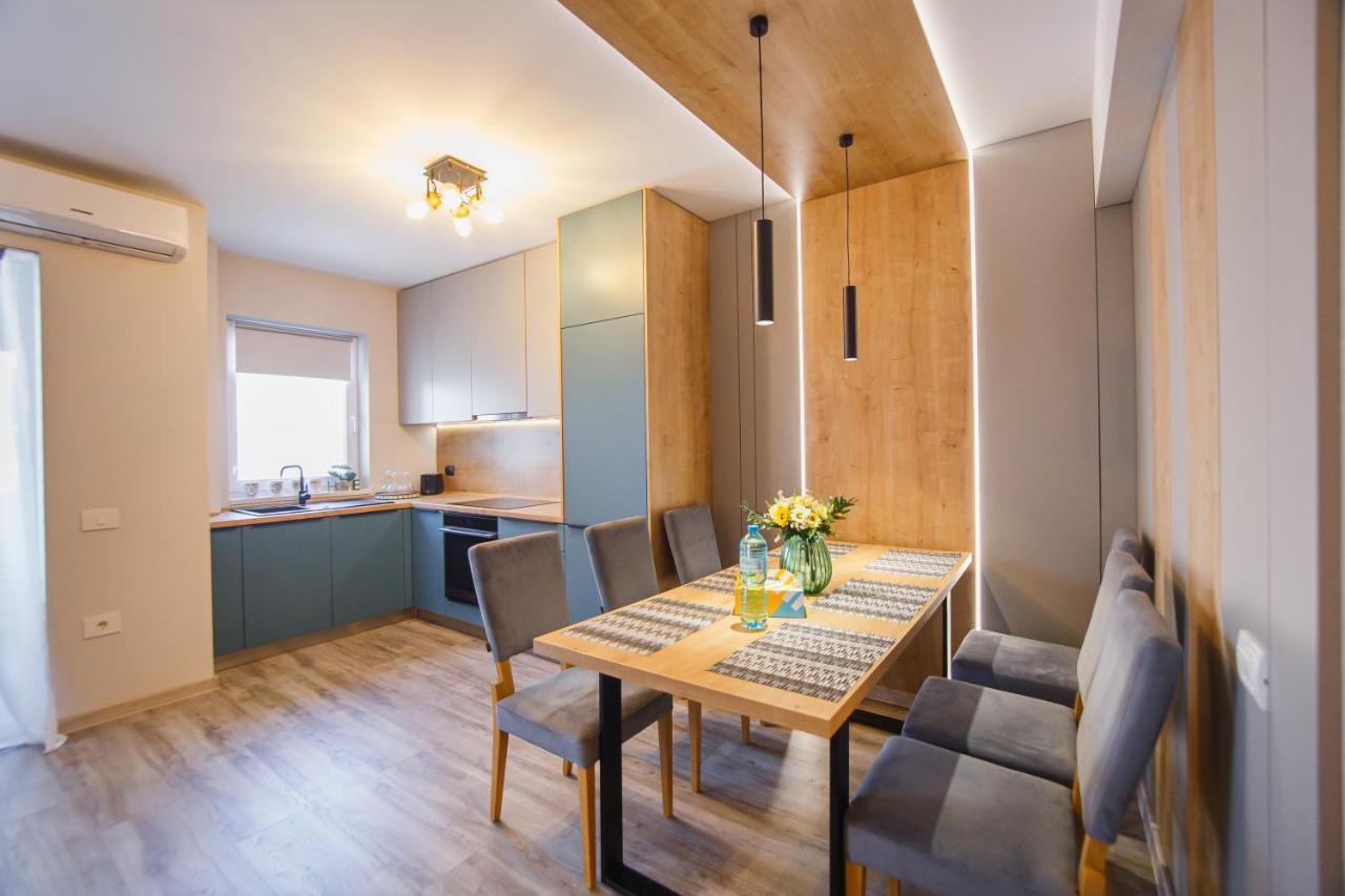 Charming Family Haven Apartman Nagyvárad Kültér fotó